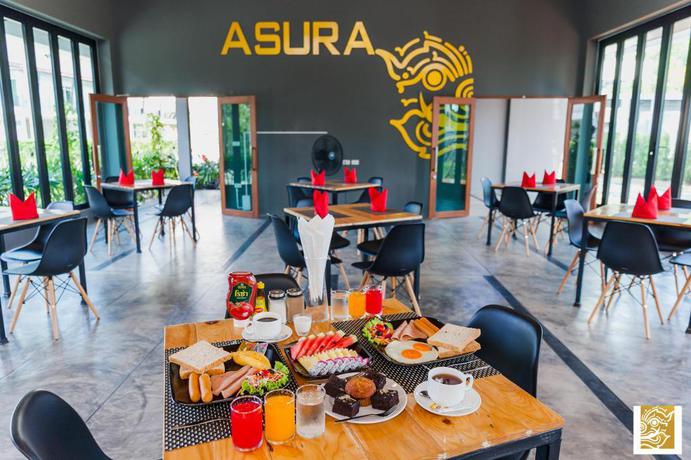 Imagen del bar/restaurante del Hotel Asura resort. Foto 12