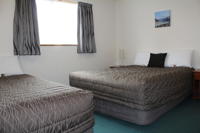 Imagen de la habitación del Hotel Asure Ambassador Motor Lodge. Foto 15