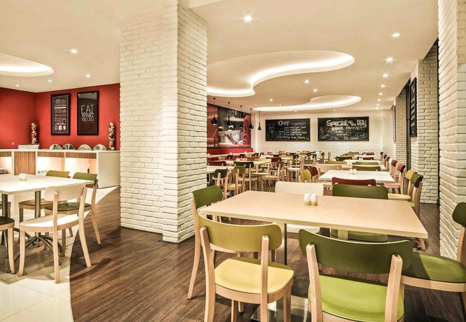 Imagen del bar/restaurante del Hotel Asyana Kemayoran Jakarta. Foto 4