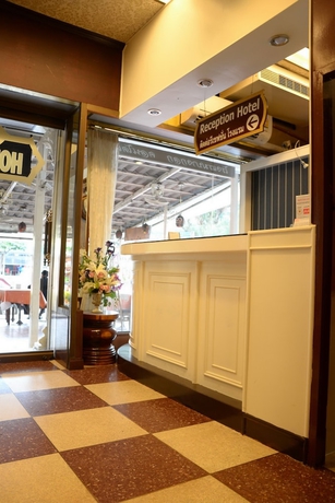 Imagen de los interiores del Hotel At Bangkok. Foto 19