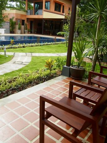 Imagen general del Hotel At Bangsak Resort. Foto 11