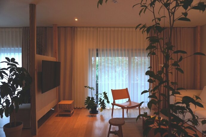 Imagen de la habitación del Hotel At Corner. Foto 31