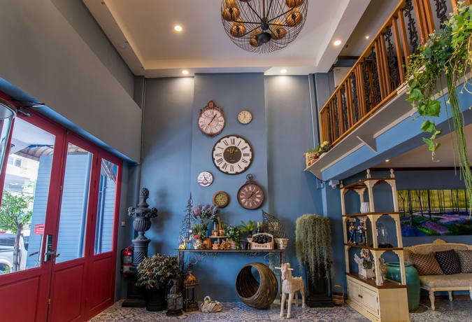 Imagen de los interiores del Hotel At Ease Bijou Place. Foto 13