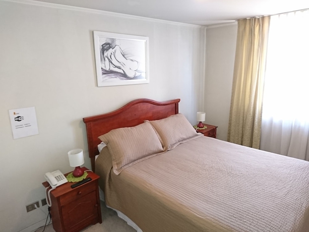 Imagen de la habitación del Hotel At Home Roger De Flor. Foto 14