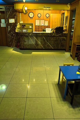Imagen de los interiores del Hotel At Home, Seul. Foto 15