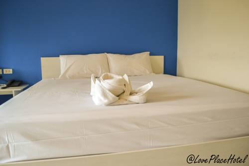 Imagen de la habitación del Hotel At Love Place. Foto 4