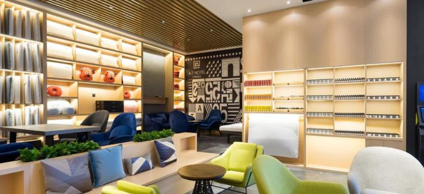 Imagen de los interiores del Hotel At Mlily Hotel. Foto 18