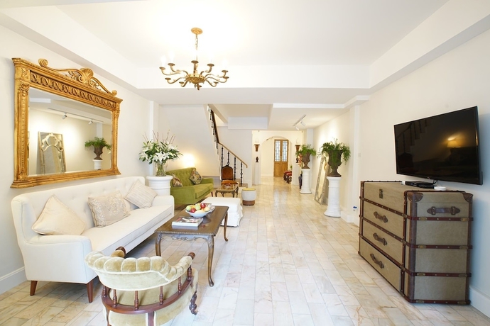 Imagen de la habitación del Hotel At Niman Conceptual Home. Foto 13