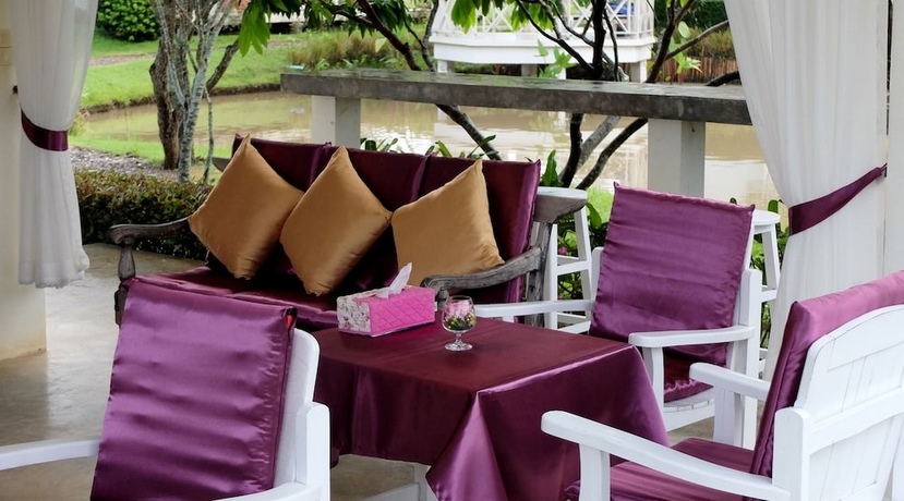 Imagen del bar/restaurante del Hotel At Pai Resort. Foto 2