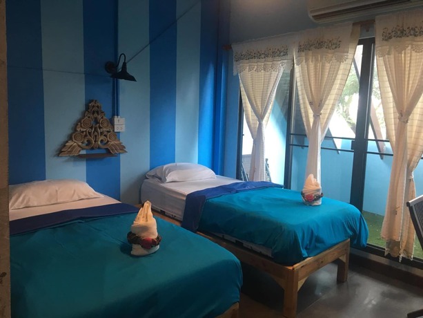 Imagen de los exteriores del Hotel At Phra Sing Retro. Foto 16