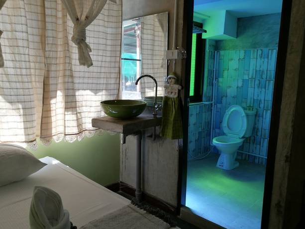Imagen de la habitación del Hotel At Phra Sing Retro. Foto 11