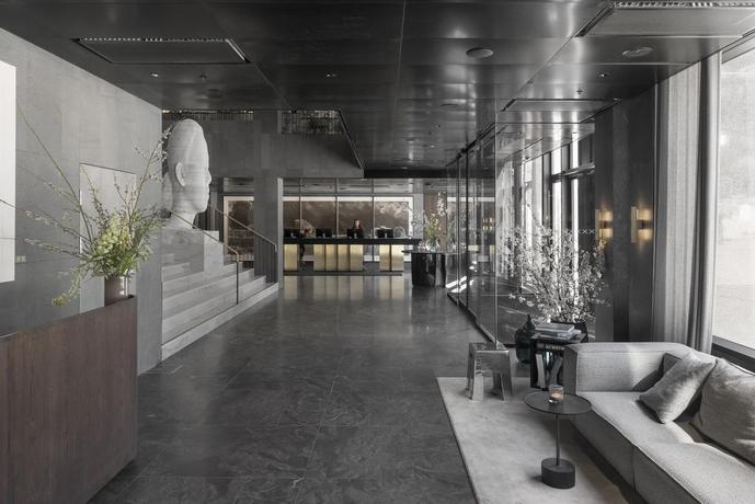 Imagen de los interiores del Hotel At Six. Foto 13