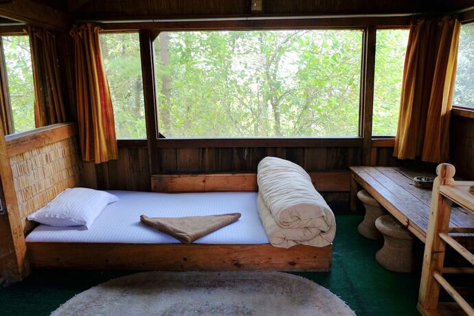 Imagen general del Hotel At The End Of The Universe. Foto 7