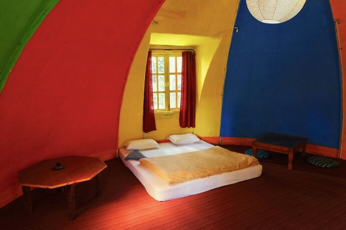 Imagen general del Hotel At The End Of The Universe. Foto 8