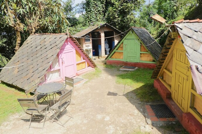 Imagen de la habitación del Hotel At The End Of The Universe. Foto 16