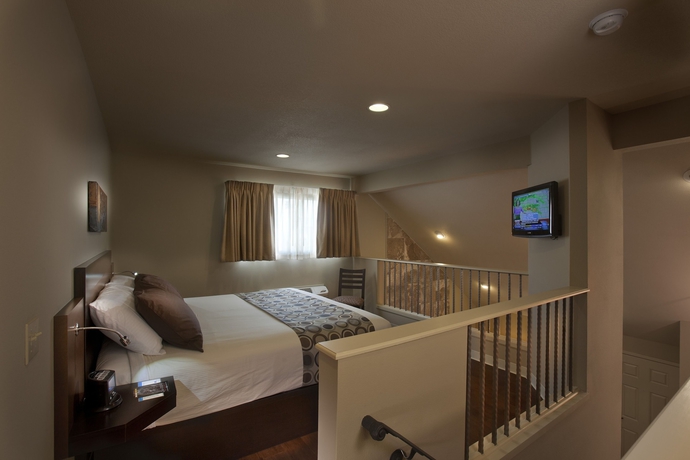 Imagen de la habitación del Hotel At Waterwalk Wichita. Foto 9