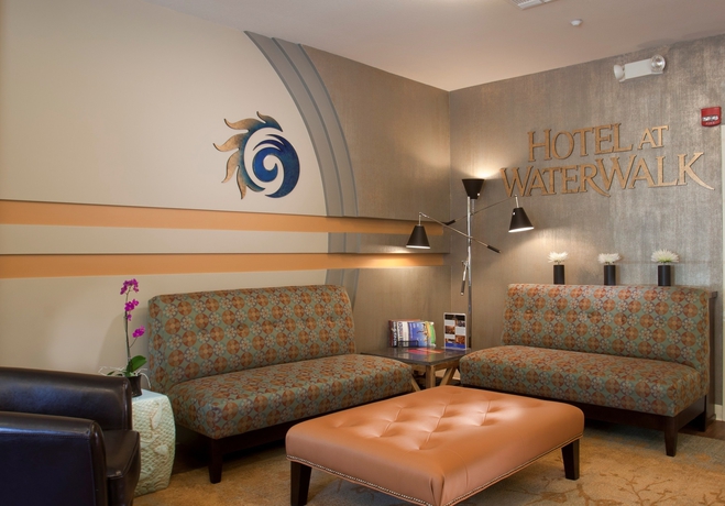 Imagen de los interiores del Hotel At Waterwalk Wichita. Foto 13