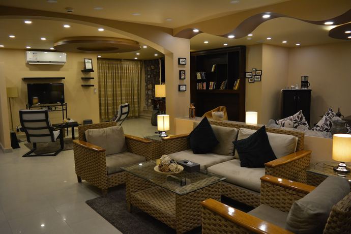 Imagen de los interiores del Hotel Ata Ali. Foto 15