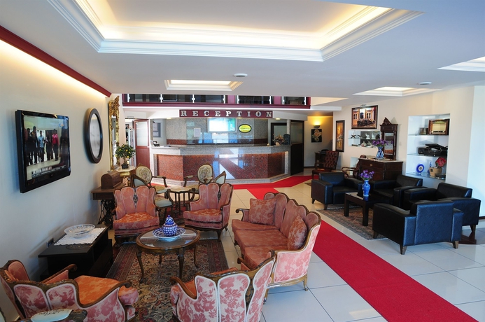 Imagen de los interiores del Hotel Ata Park. Foto 12