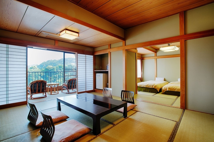 Imagen de la habitación del Hotel Atagawa Prince. Foto 9