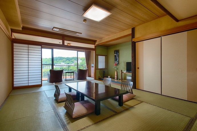 Imagen de la habitación del Hotel Atagawa Prince. Foto 10