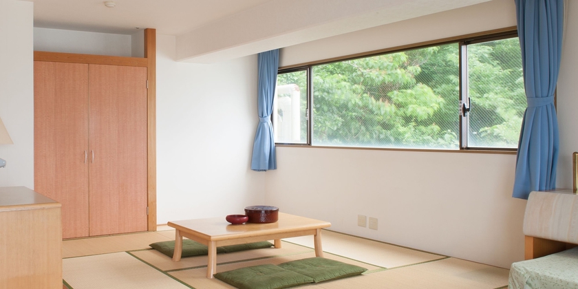 Imagen de la habitación del Hotel Atagawa Seaside. Foto 7