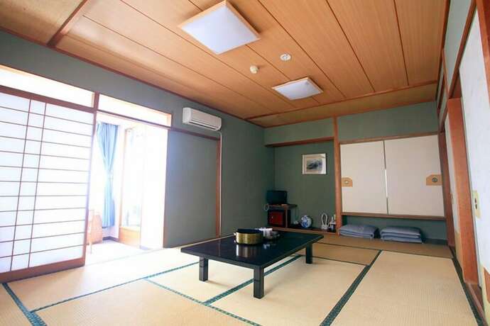 Imagen de la habitación del Hotel Atagawa Yamatokan. Foto 10