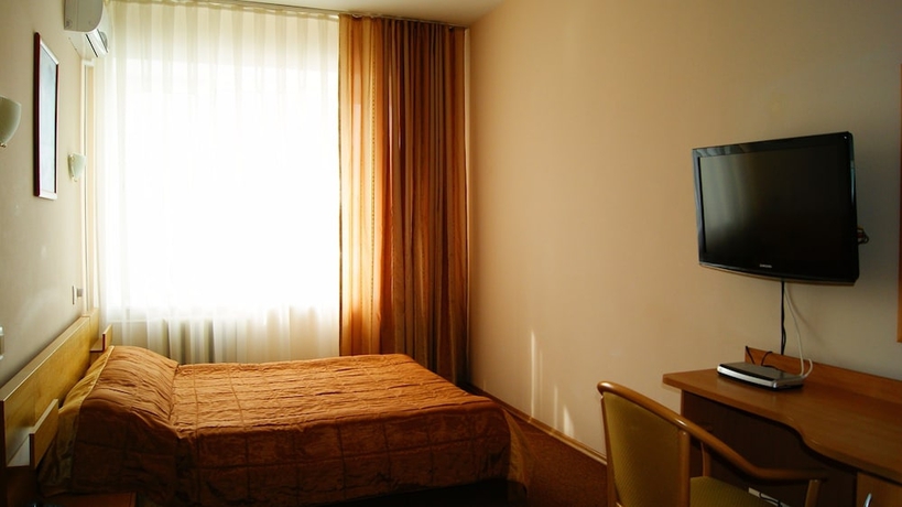 Imagen de la habitación del Hotel Atal. Foto 4