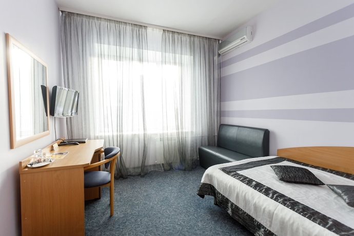 Imagen de la habitación del Hotel Atal. Foto 11