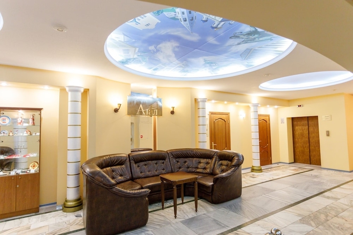 Imagen de los interiores del Hotel Atal. Foto 16