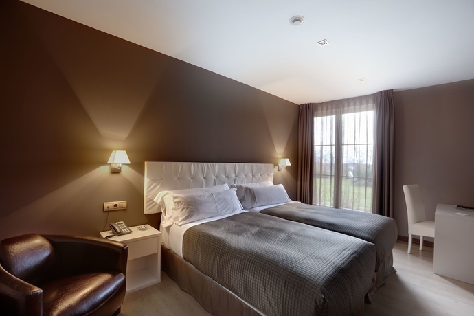 Imagen de la habitación del Hotel Atalaia, Irún. Foto 6