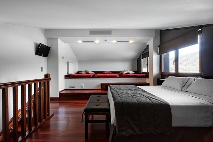 Imagen de la habitación del Hotel Atalaia, Irún. Foto 12