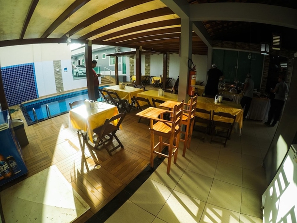 Imagen del bar/restaurante del Hotel Atalaia Vip Praia. Foto 4