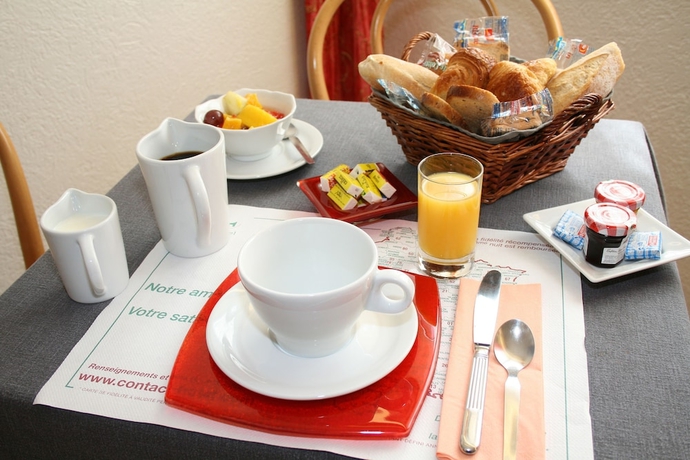 Imagen del bar/restaurante del Hotel Atalante. Foto 2