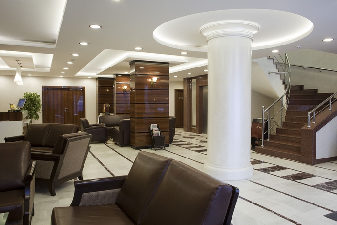 Imagen de los interiores del Hotel Atalay. Foto 12
