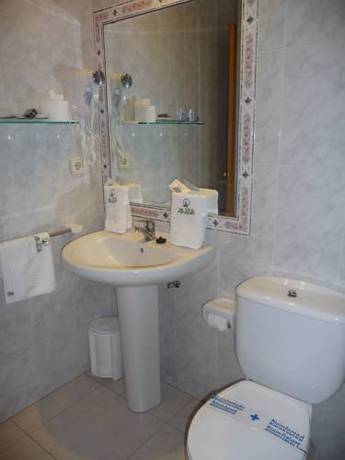 Imagen de los interiores del Hotel Atalaya Ii. Foto 10