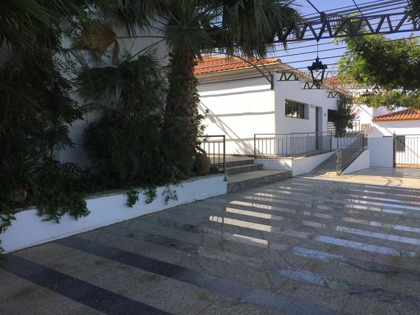 Imagen de los exteriores del Hotel Atalayas Extremadura. Foto 16