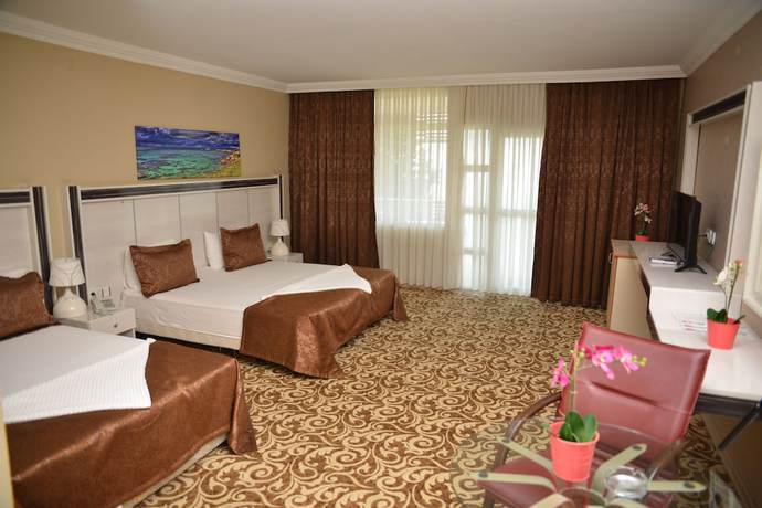 Imagen general del Hotel Atamer. Foto 1