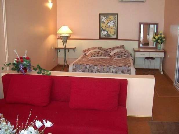 Imagen de la habitación del Hotel Atamer. Foto 13