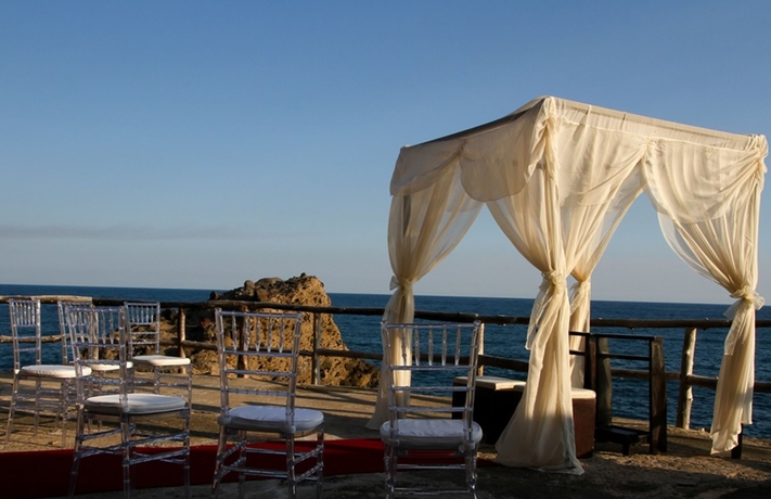 Imagen de los exteriores del Hotel Atami Escape Resort. Foto 7