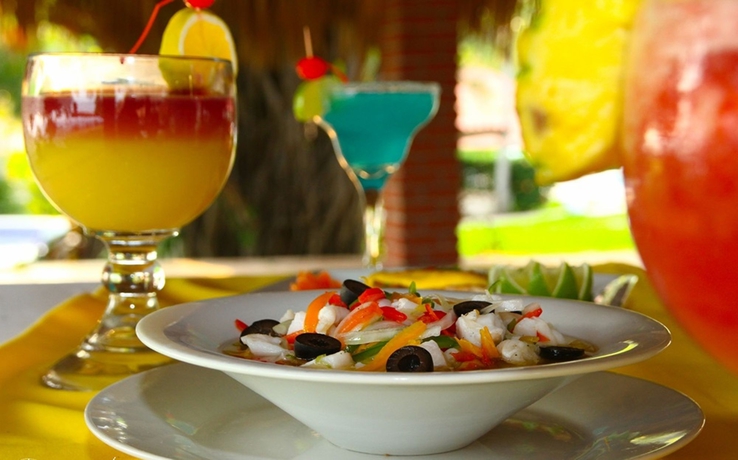 Imagen del bar/restaurante del Hotel Atami Escape Resort. Foto 3