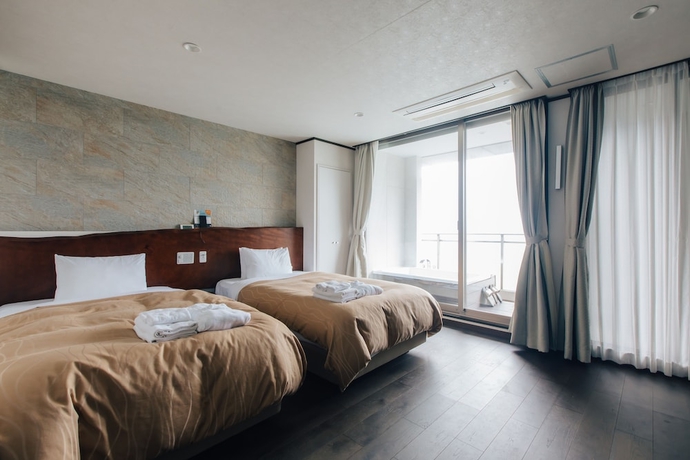 Imagen de la habitación del Hotel Atami Fuga. Foto 10