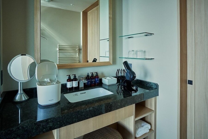 Imagen de la habitación del Hotel Atami Izusan Karaku. Foto 11
