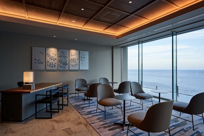 Imagen de los interiores del Hotel Atami Izusan Karaku. Foto 18