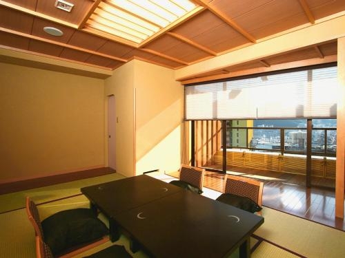 Imagen general del Hotel Atami Juraku. Foto 5
