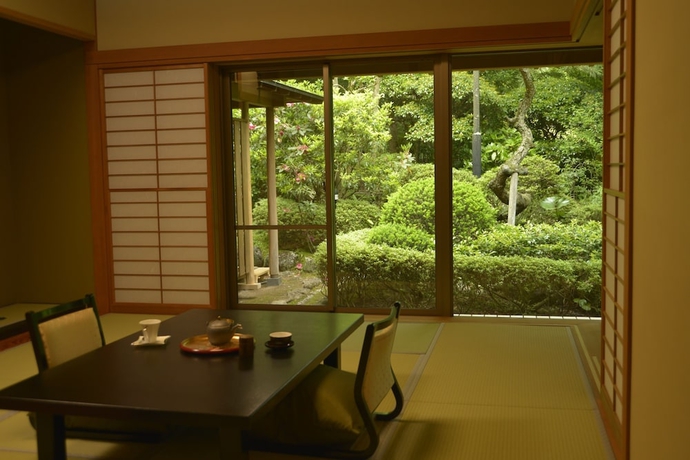 Imagen de la habitación del Hotel Atami Keienn. Foto 13