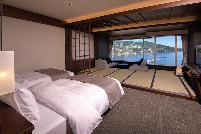 Imagen de la habitación del Hotel Atami Korakuen. Foto 9