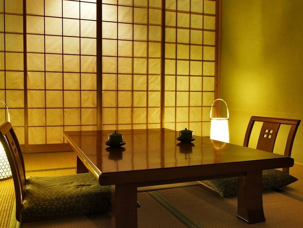 Imagen de la habitación del Hotel Atami Morino Onsen. Foto 11