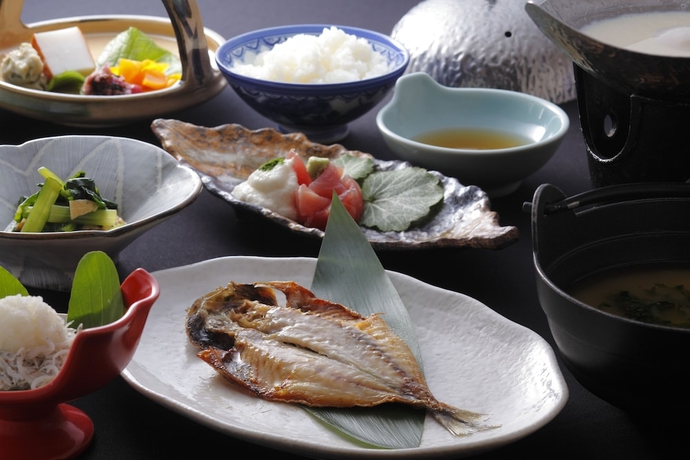 Imagen del bar/restaurante del Hotel Atami Onsen Yuyado Ichibanchi. Foto 3