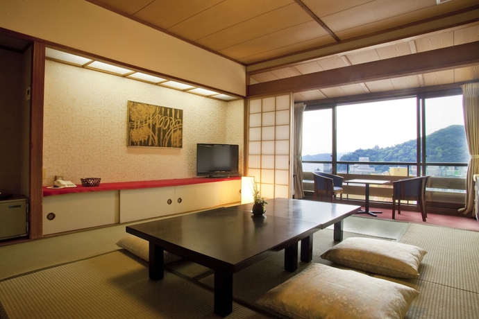 Imagen de la habitación del Hotel Atami Onsen Yuyado Ichibanchi. Foto 5